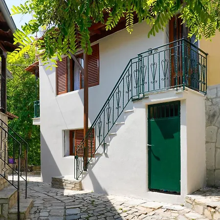 Apartment Plane Tree